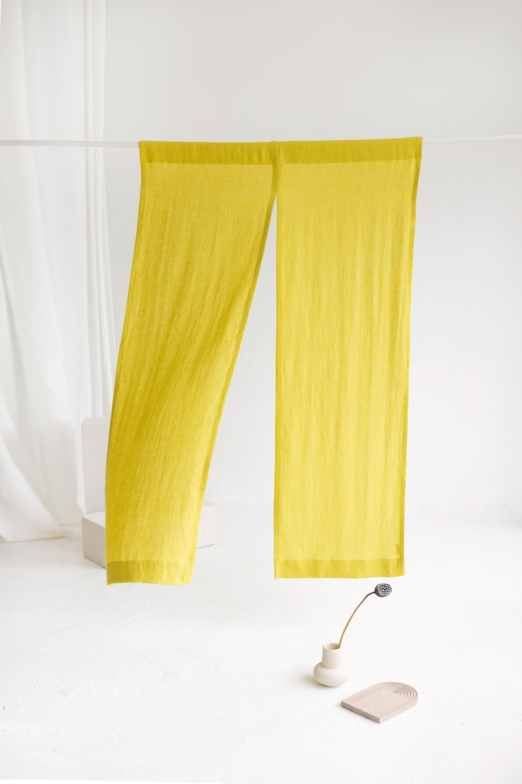 Chartreuse Yellow Linen Japanese Noren Curtain – Sand Snow Linen