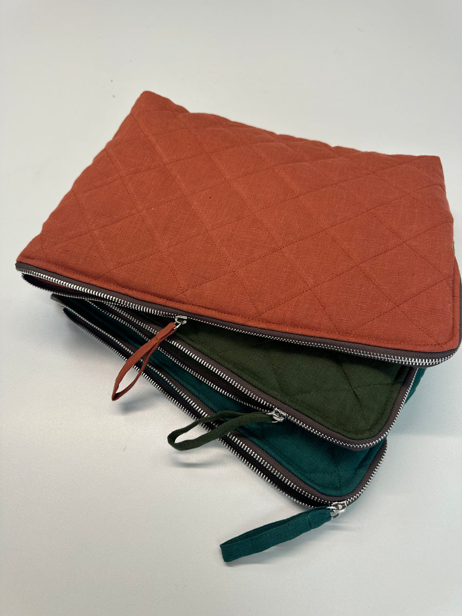 Fuchia Linen Computer Case