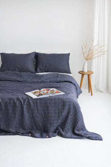 blue linen bedding