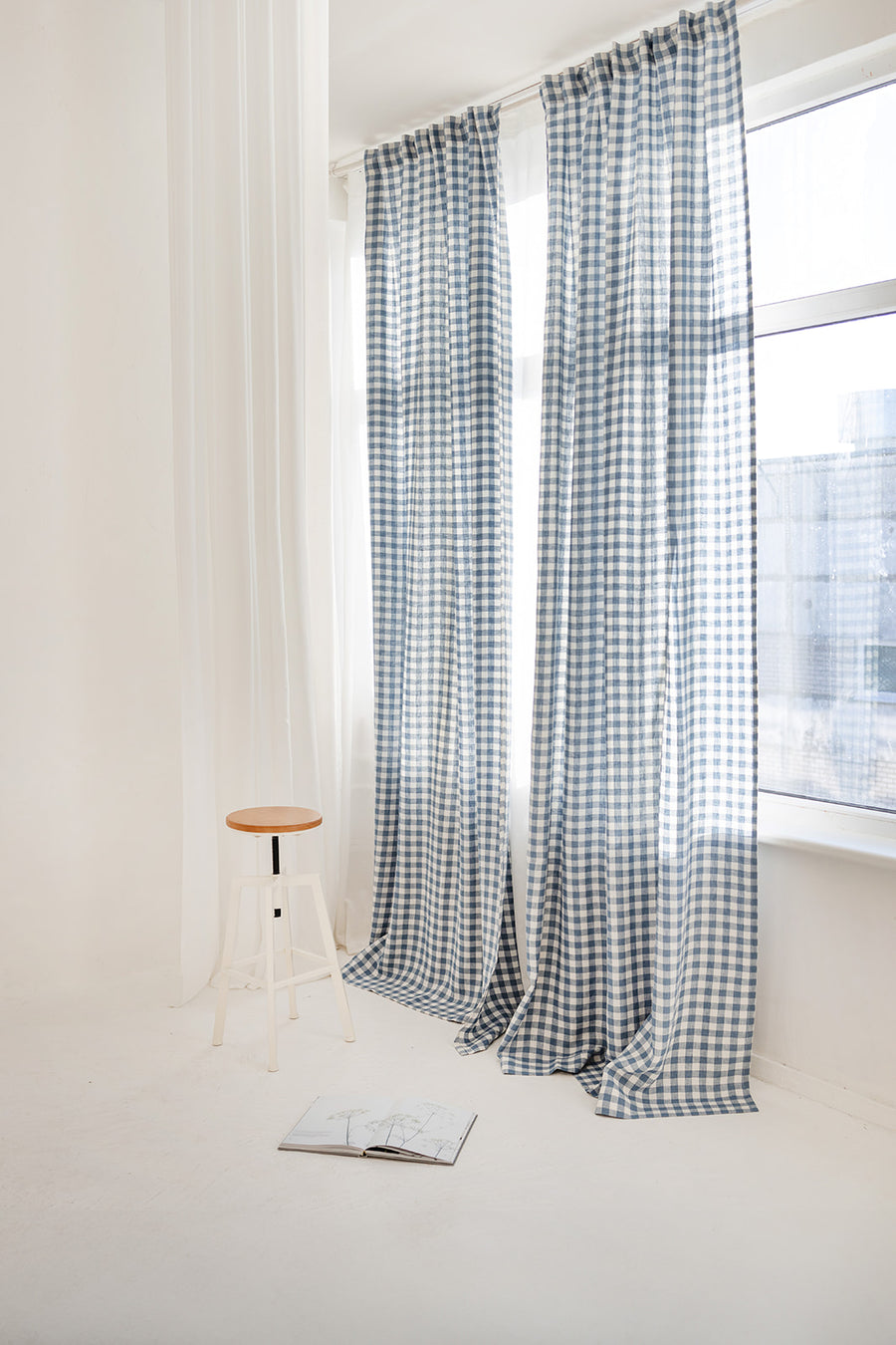 linen curtain