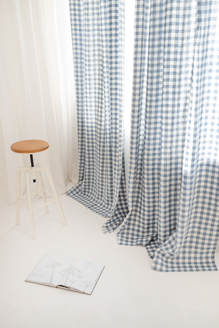 linen curtain