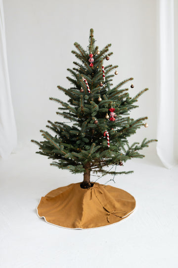 Linen Christmas tree skirt