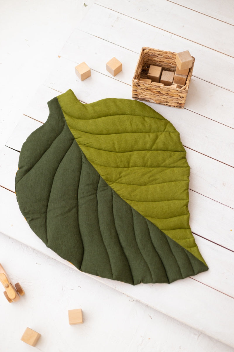 leaf playmat
