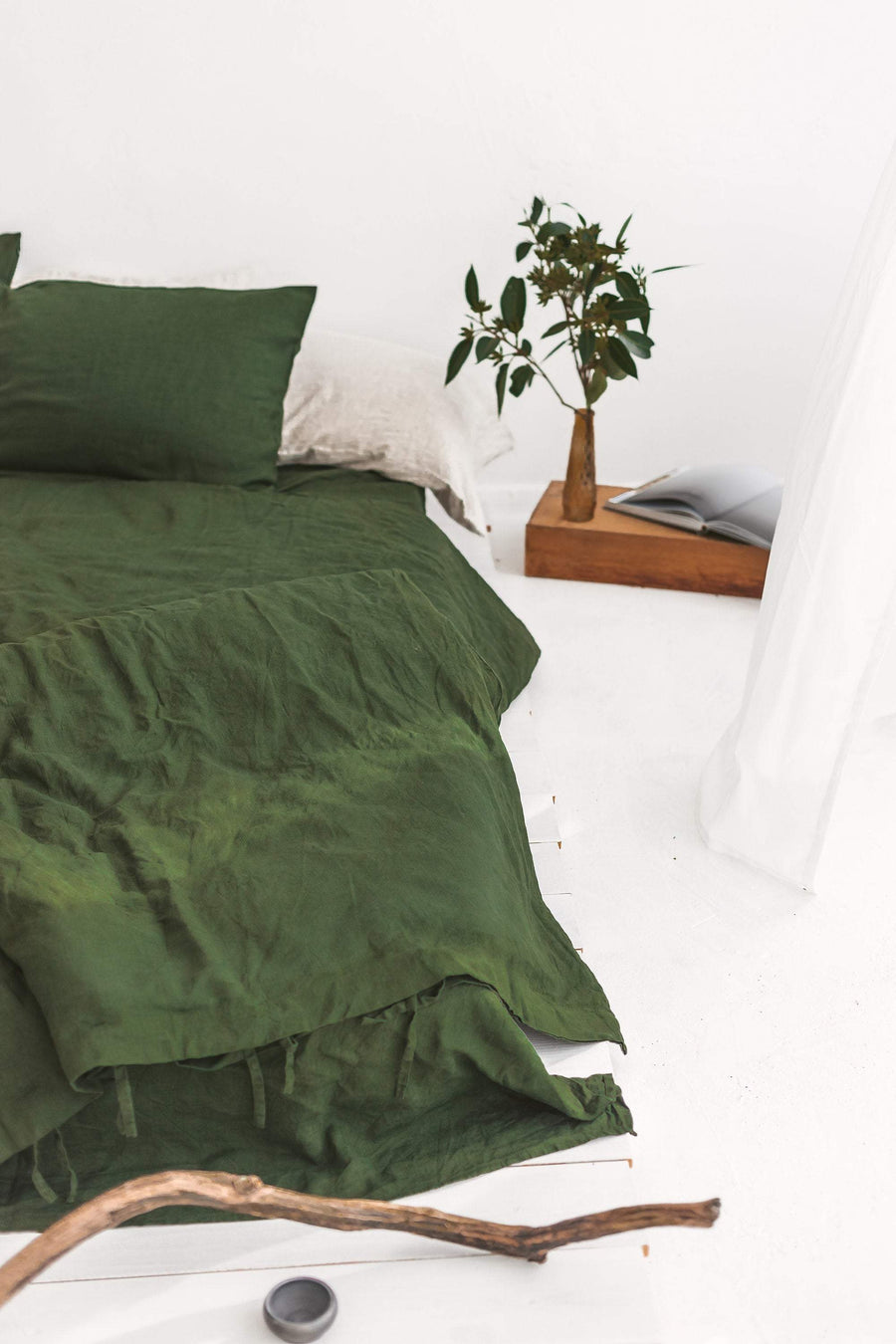 Set Of Dark Green Linen Duvet Cover And 2 Pillowcases